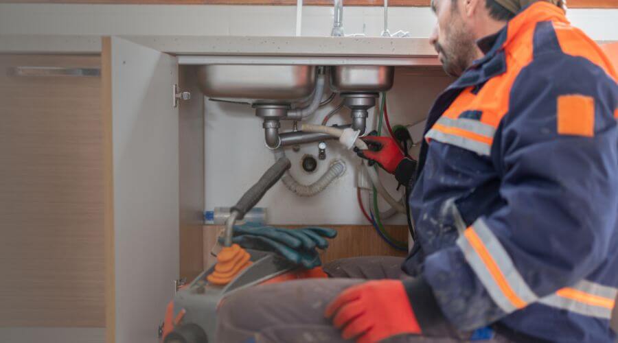 Local tankless water heater installation in Bairoil, WY